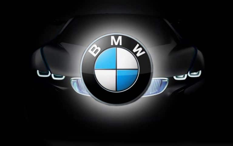 Le sport auto marqué par le 100ème anniversaire de BMW