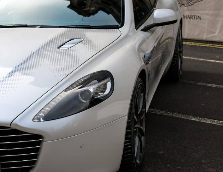 La première voiture électrique d’Aston Martin est enfin arrivée