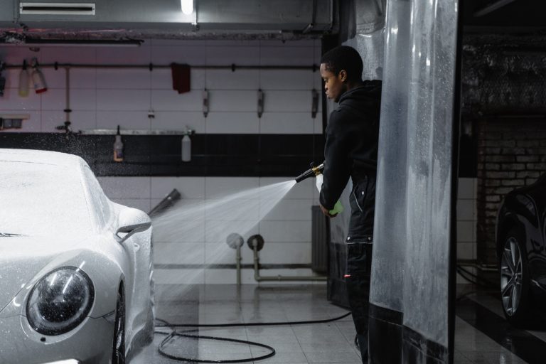 Le mandataire auto : pourquoi choisir ce professionnel pour votre leasing auto ?