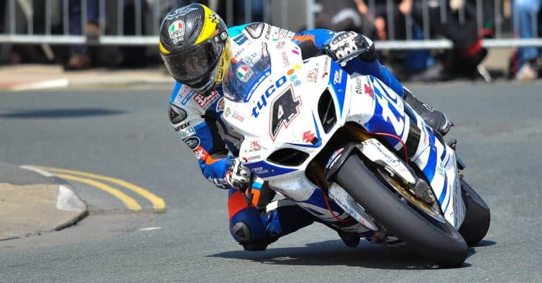 Les motos de course : Faut-il craindre l&rsquo;ivresse de la vitesse pure ?