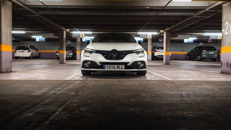 Guide complet pour changer le filtre d&rsquo;habitacle de la Renault Mégane 3