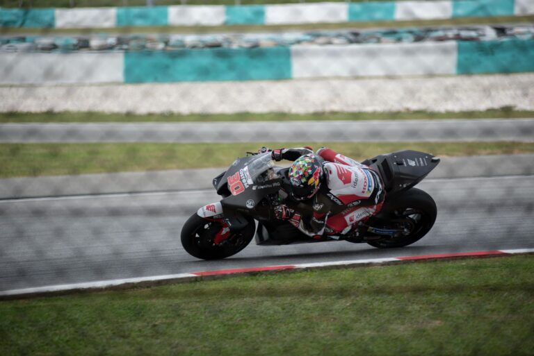 Les motos de course sur circuit : quelle est leur performance extrême ?