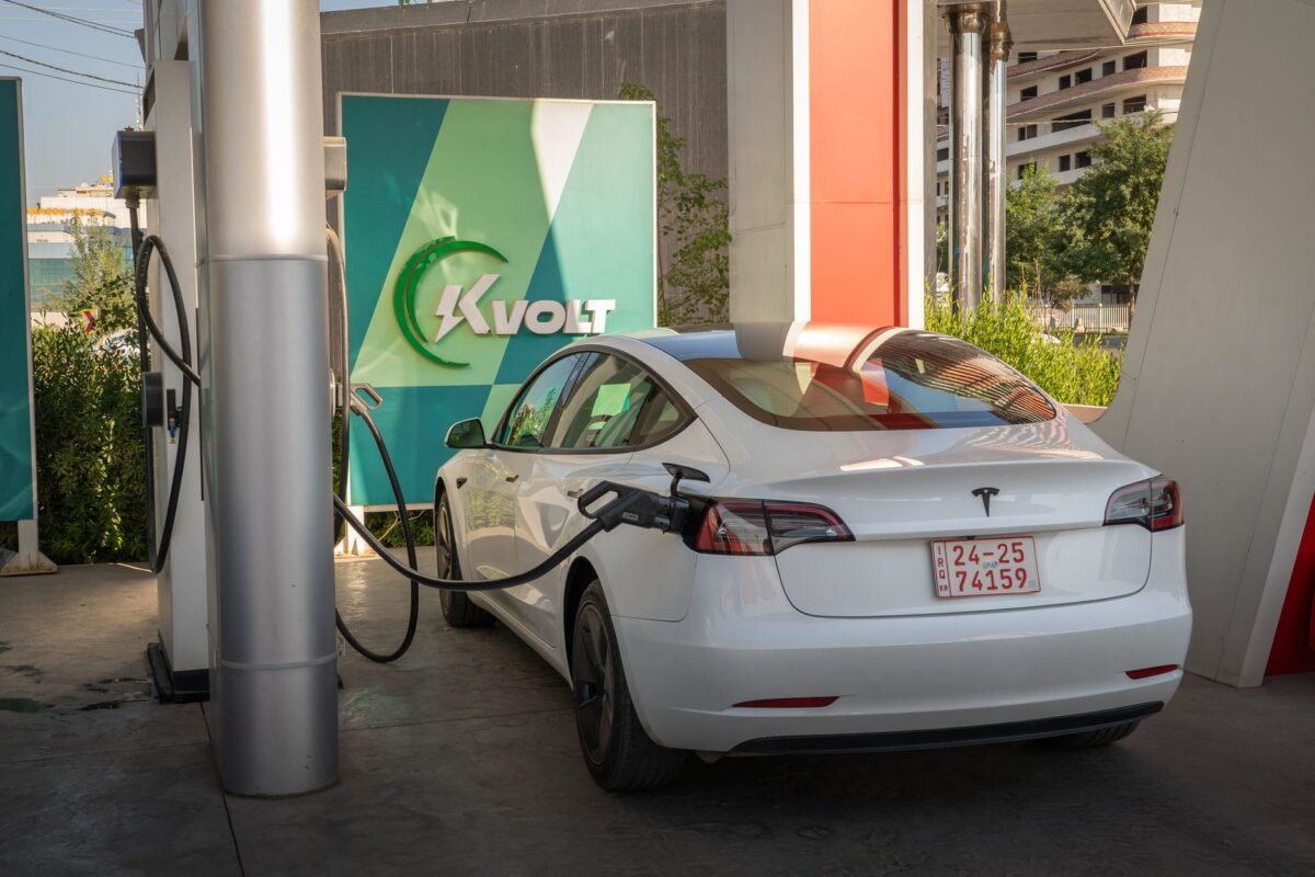 Recharge rapide, arriver batterie basse et repartir à 80 % réduit l’attente